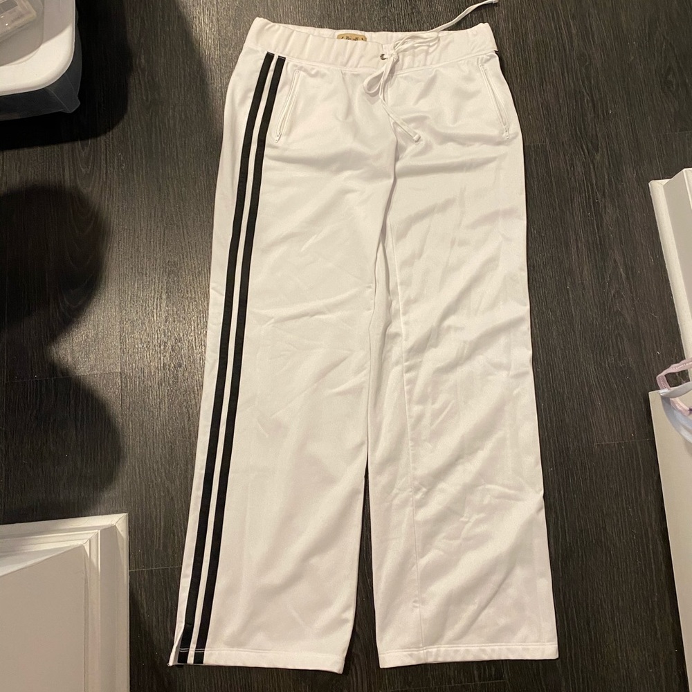 Authentic white JUICY COUTURE flare pants